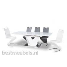 hoogglans eettafel wit