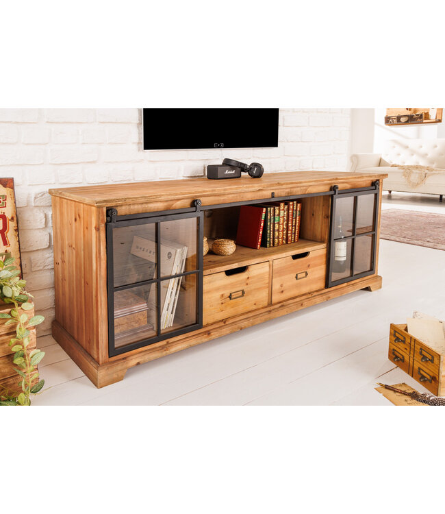 pine design meubelen